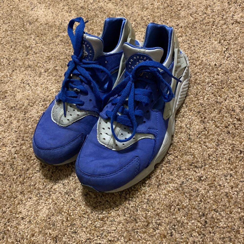 Nike Blue Hauraches